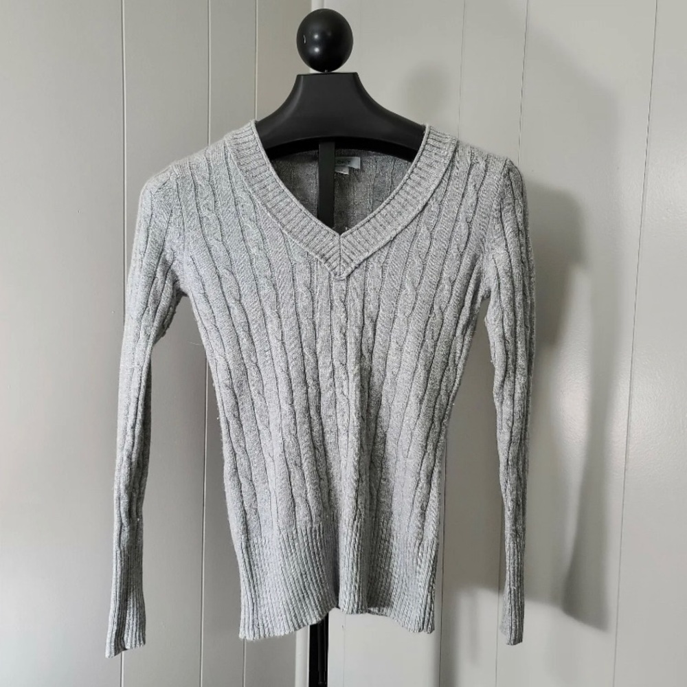 NWT Ann Taylor Loft Silver Grey Sweater V neck S